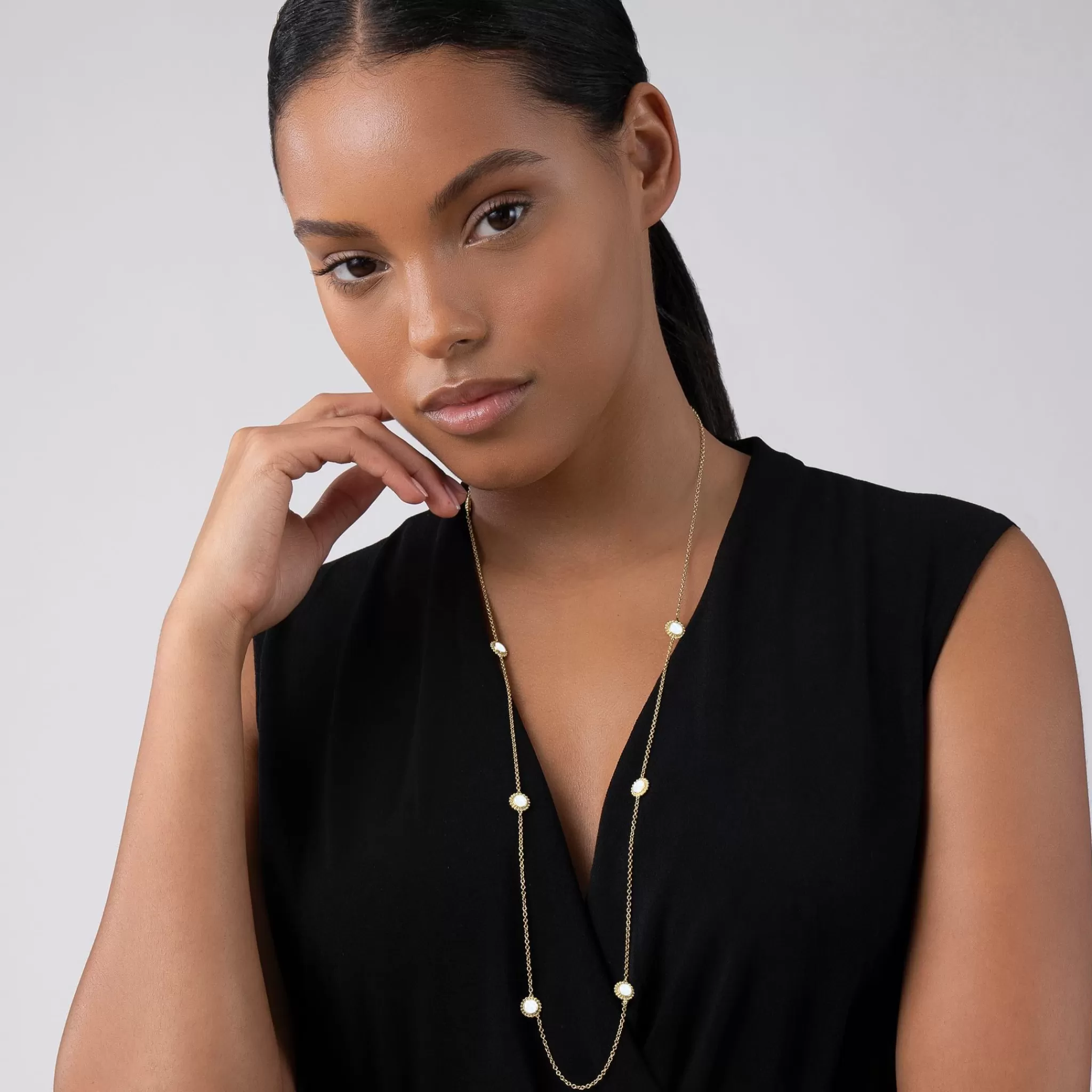 Flash Sale LAGOS Seven Station Round Mother Of Pearl Necklace